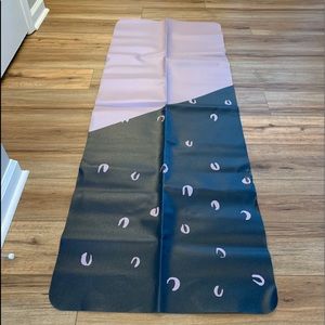 NEW Yoga Matt. 🧘🏻‍♀️
